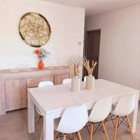 Feriehus Charmante Dans Un Village Paisible Aux Portes D'uzes Et Des Cevennes *