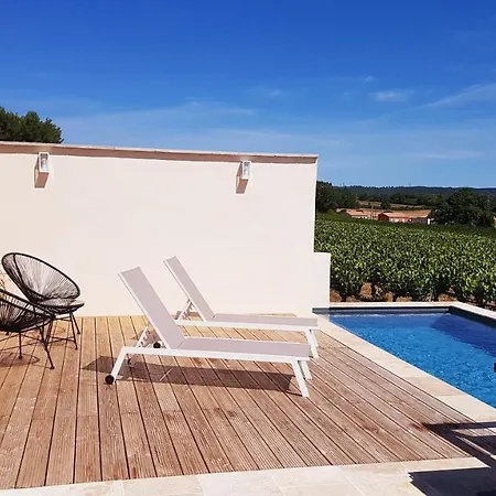 Charmante Dans Un Village Paisible Aux Portes D'uzes Et Des Cevennes *